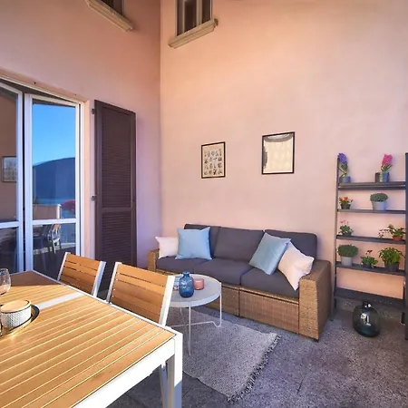 Casa Al Pontile Аббадия Лариана